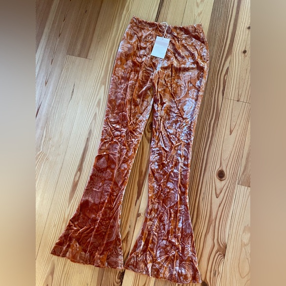 NWT Acne Studios Women's Orange Floral Velvet Flared Runway Pants - Picture 7 of 10
